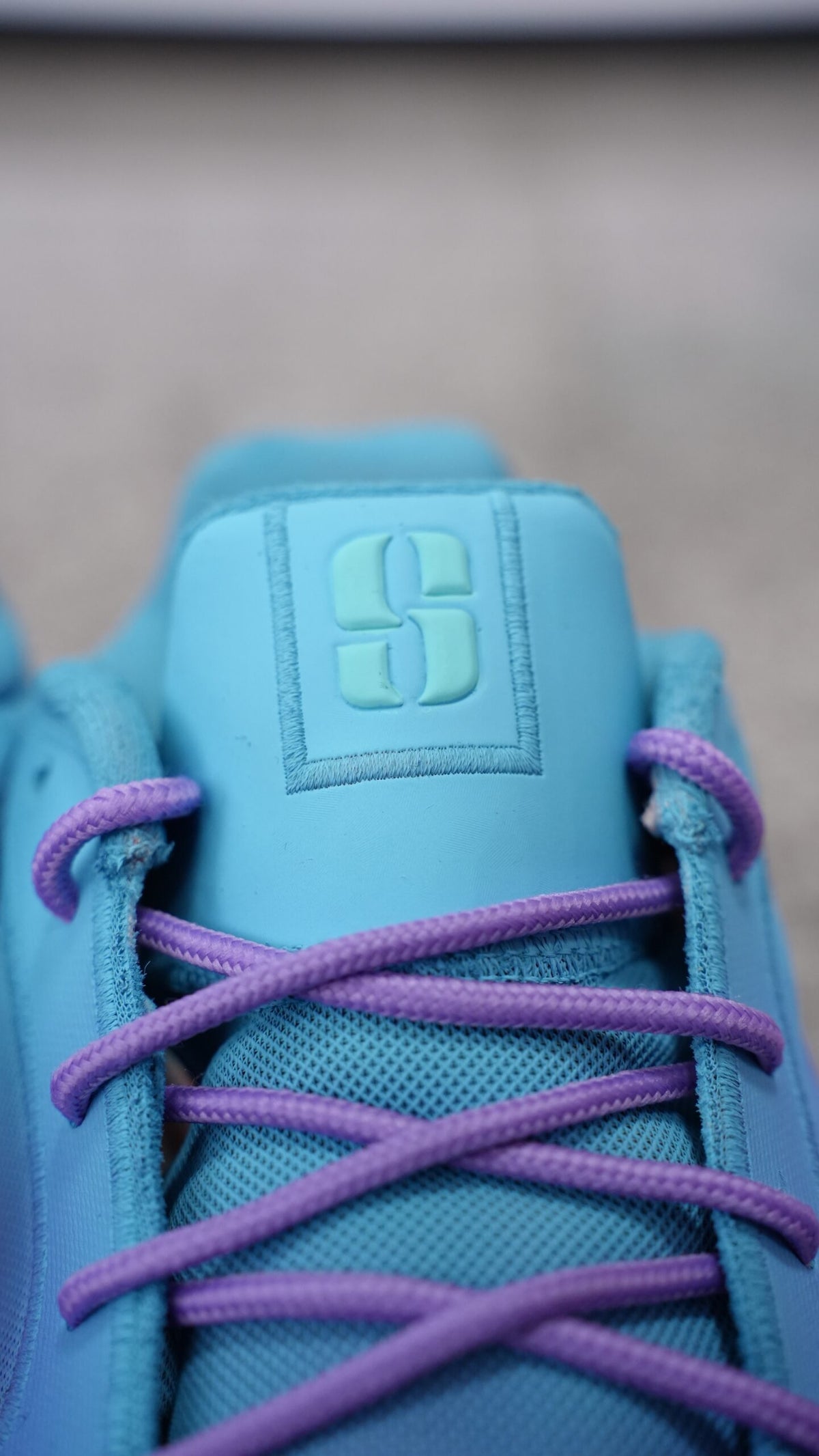 Men’s Sabrina Ionescu Low-Top Basketball Shoes, Blue Purple Pink Gradient Breathable Mesh Athletic Sneakers with Teal Swoosh, Zoom Cushioned Non-Slip Wear-Resistant Training Footwear for Basketball & Daily Casual Wear