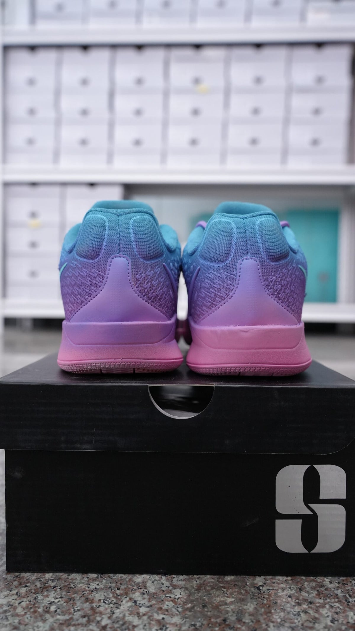 Men’s Sabrina Ionescu Low-Top Basketball Shoes, Blue Purple Pink Gradient Breathable Mesh Athletic Sneakers with Teal Swoosh, Zoom Cushioned Non-Slip Wear-Resistant Training Footwear for Basketball & Daily Casual Wear