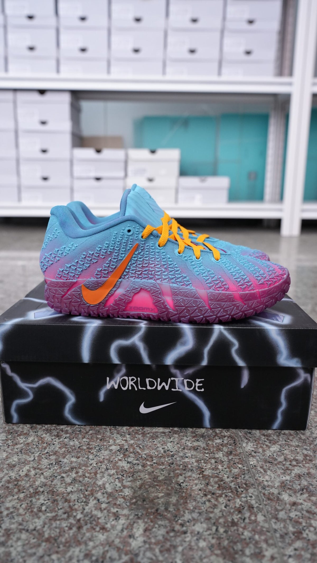 Men’s Low-Top Basketball Shoes, Blue to Pink Purple Gradient Textured Upper with Orange Accent, Breathable Cushioned Non-Slip Athletic Sneakers for Training Gym & Daily Casual Wear