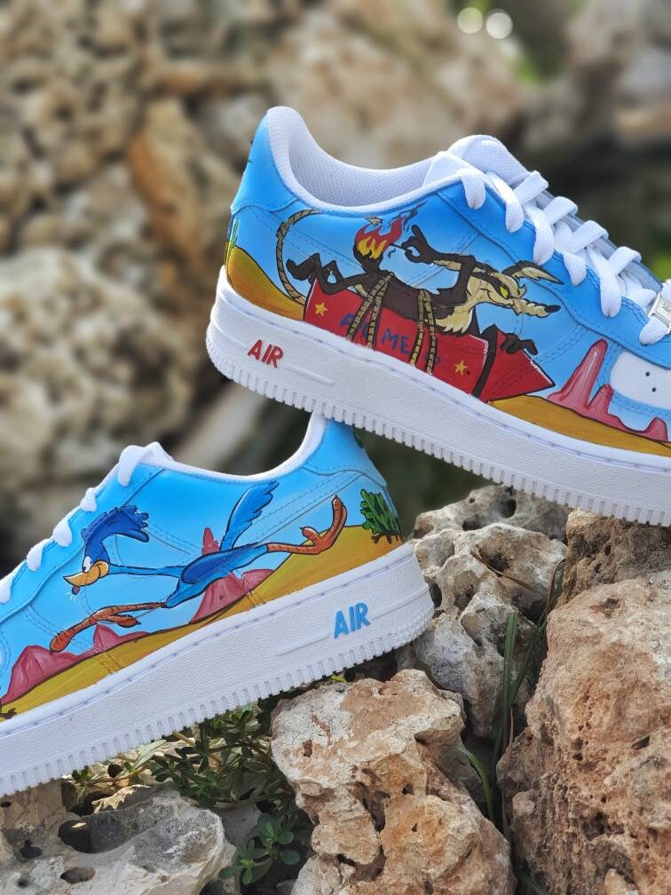 Custom Air force 1 shoes/ Custom Shoes/ Hand painted/ Looney Tunes Custom kicks / Roadrunner/ Coyote/ Looney Tunes/ Cartoon