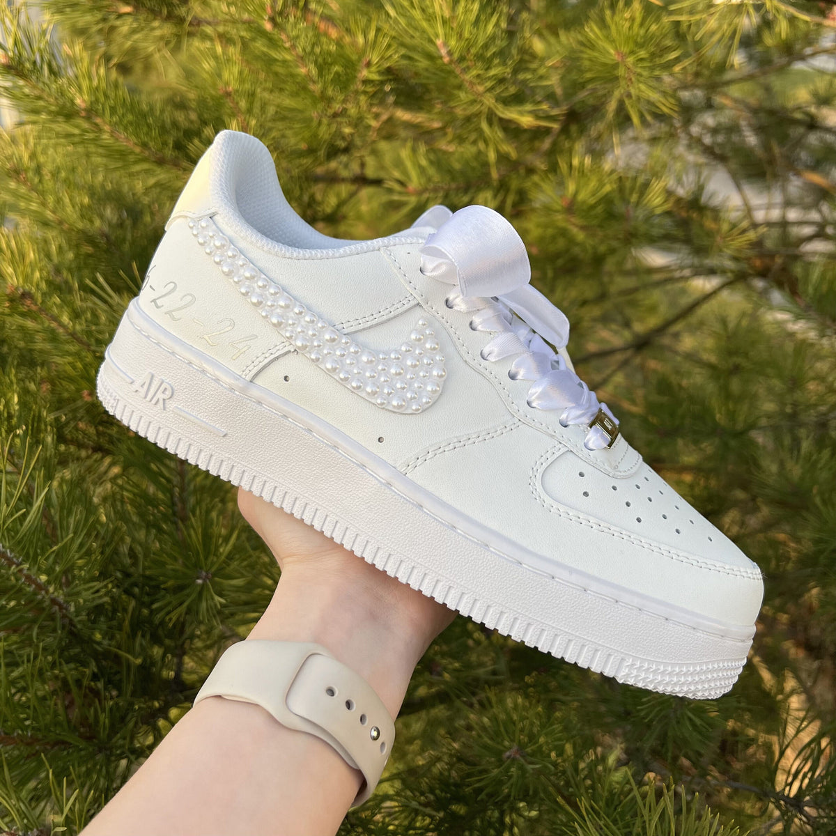 Wedding Personalized Sneakers For The Bride / Air Force 1 Unique Wedding Gift