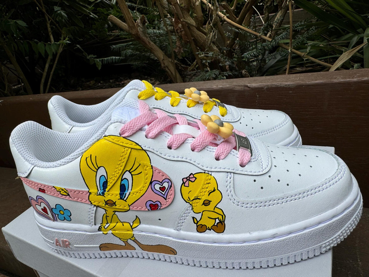 Hand Painted Air Force 1 Sneakers: Tweety Bird Cartoon Shoes AF1 white personalized gift design wedding fashion trainers anime shoes