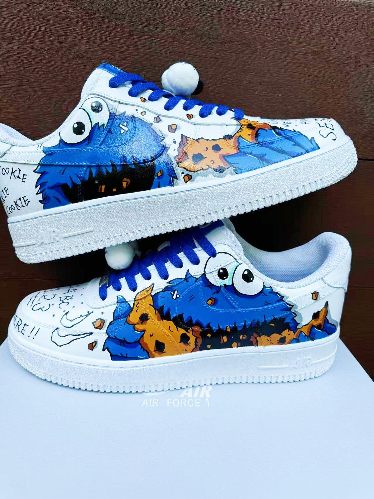 Hand-Painted Air Force 1 Sneakers: Custom Cartoon X mas AF1 cookie white personalized gift design wedding fashion trainers