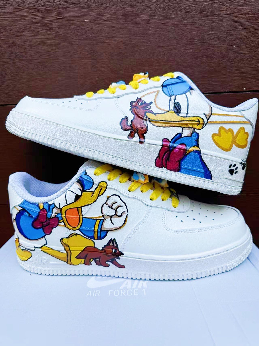 Hand Painted Donald Duck Air Force 1 Sneakers: Custom Cartoon Shoes AF1 white personalized gift design shoes wedding fashion trainers