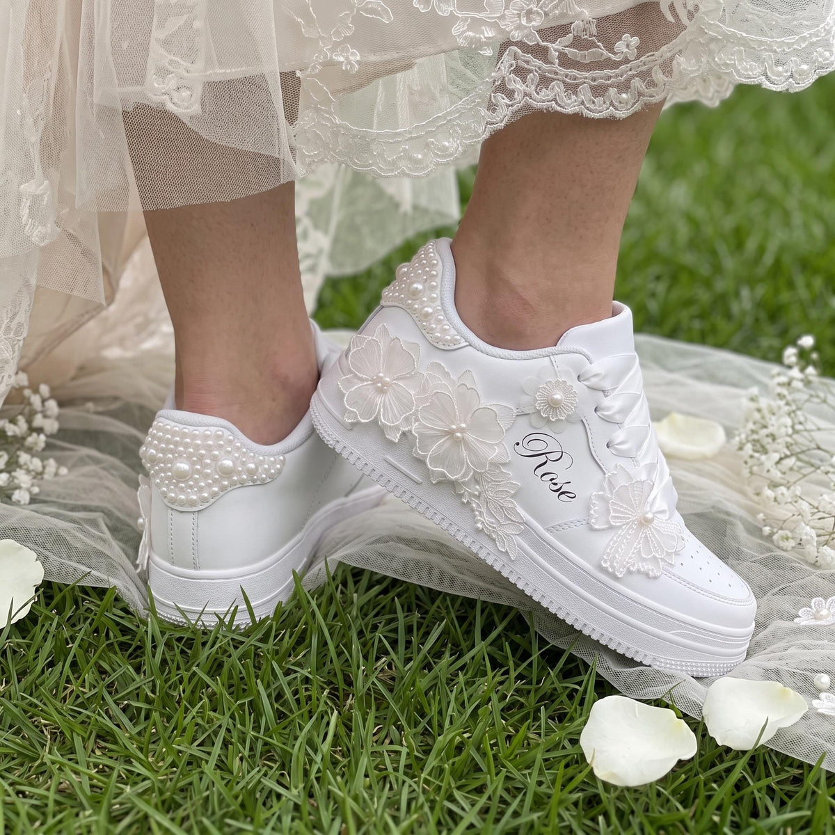 Custom Bridal Wedding Sneakers Pearl & Lace, Personalized Bridal Shoes for Reception Party, White Trainers Gift for Bride