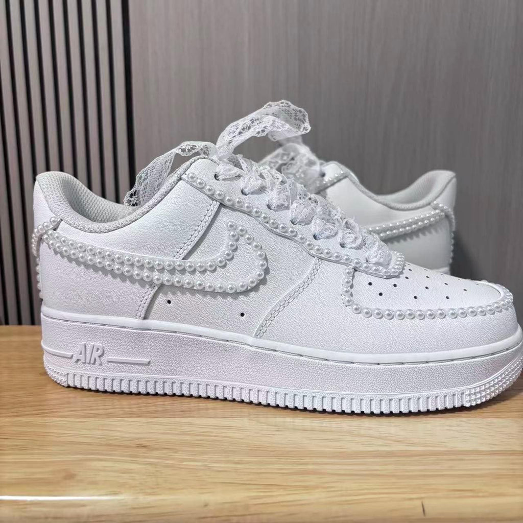 Custom Bride Pearl Edge Wedding Sneakers, Personalized Bride Pearl Sneakers,Lace Shoelaces,Bridesmaid and Best Man Gift,Prom Wedding Shoes