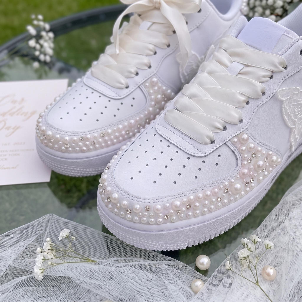 Bridal Sneakers Pearl Butterfly, Personalized Wedding Shoes for Bride, Custom Name Date trainers