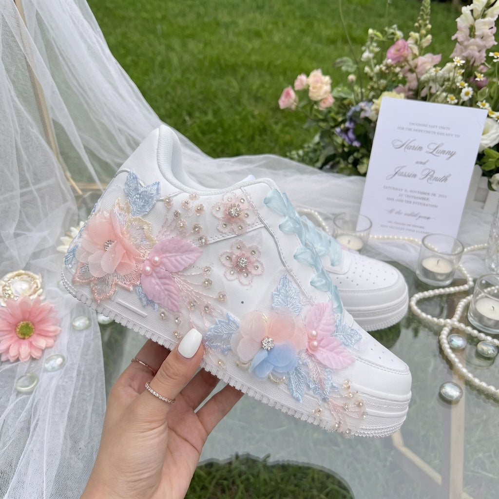 Custom Floral Bridal Platform Sneakers, Pearl Lace Wedding Shoes, Personalized Initials Bride Sneakers, 3D Flower Bridal Trainers