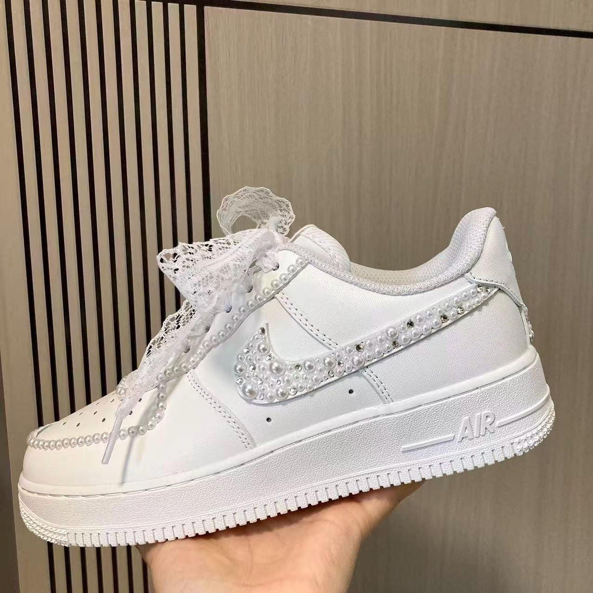 Custom Bride Pearl Edge & Silver Rhinestone Sneakers, Personalized Bride Pearl Sneakers, Bridesmaid and Best Man Gift, Prom Wedding Shoes