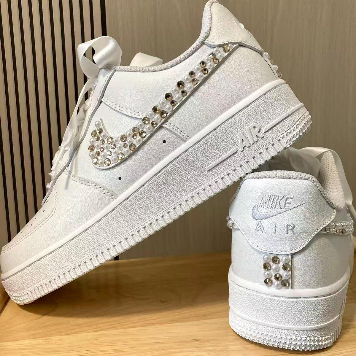 Custom Bride Pearl & Champagne Rhinestone Sneakers, Personalized Bride Pearl Sneakers, Bridesmaid and Best Man Gift, Prom Wedding Shoes