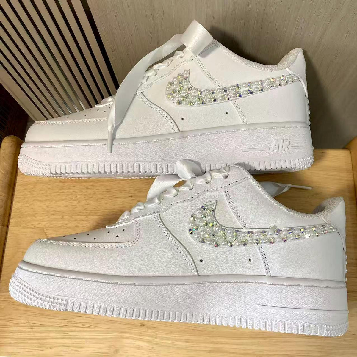 Custom Bride Pearl & Iridescent Rhinestone Sneakers, Personalized Bride Pearl Sneakers, Bridesmaid and Best Man Gift, Prom Wedding Shoes