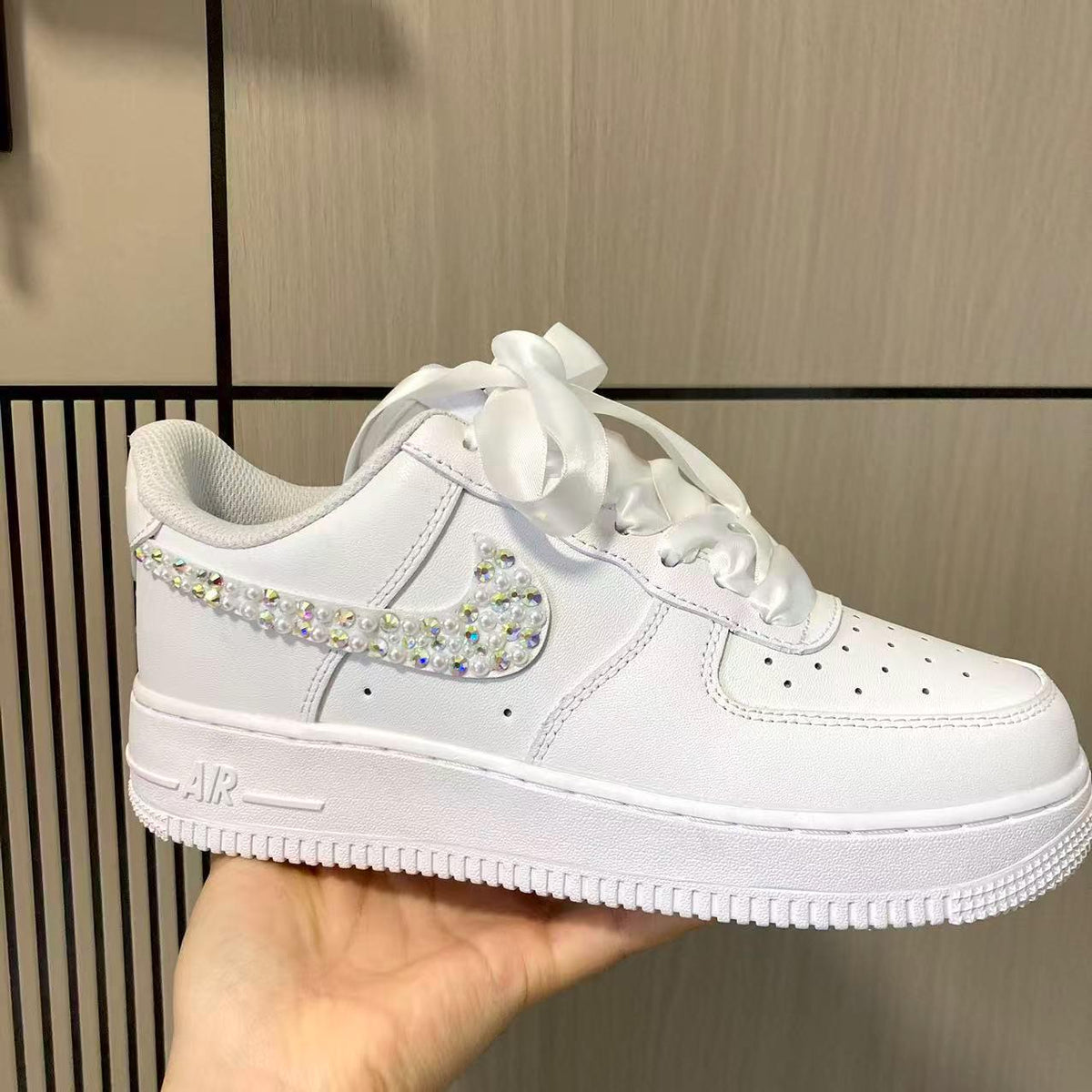Custom Bride Pearl & Iridescent Rhinestone Sneakers, Personalized Bride Pearl Sneakers, Bridesmaid and Best Man Gift, Prom Wedding Shoes