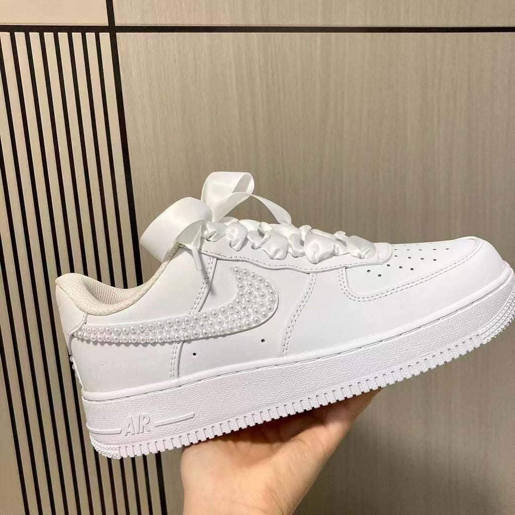 Personalized Bridal Party Wedding Sneakers,Custom Bride Pearl Wedding Sneakers, Bridesmaid Gift,From Wedding Shoes,Custom With Name & Date