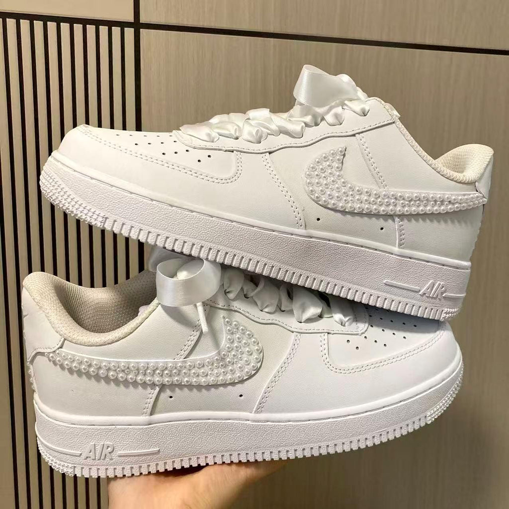 Personalized Bridal Party Wedding Sneakers,Custom Bride Pearl Wedding Sneakers, Bridesmaid Gift,From Wedding Shoes,Custom With Name & Date