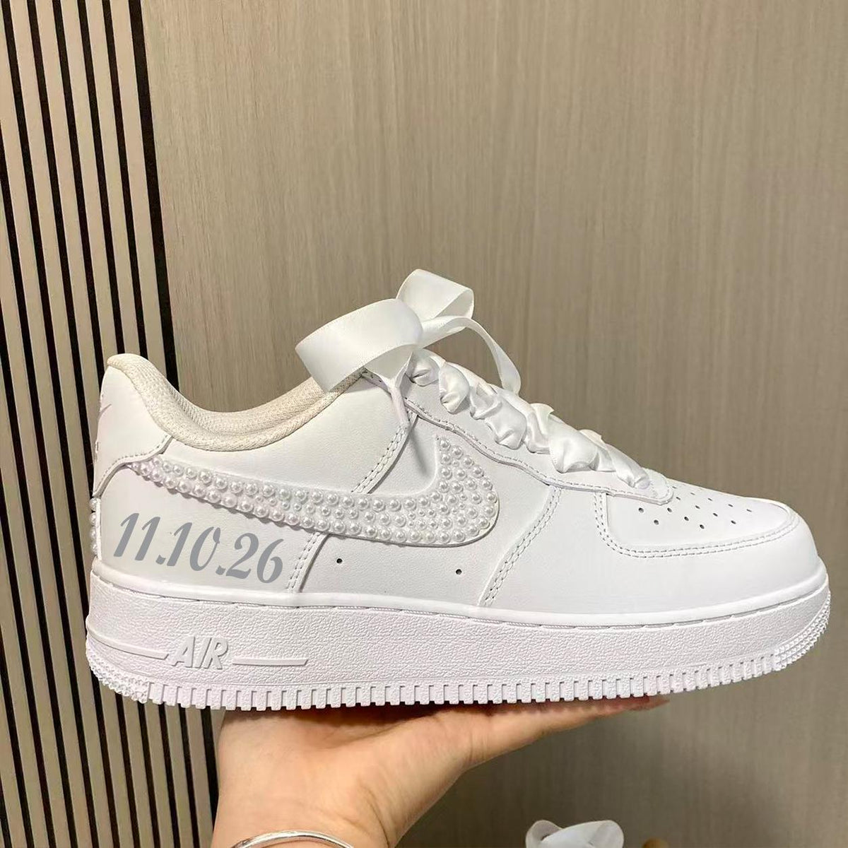 Personalized Bridal Party Wedding Sneakers,Custom Bride Pearl Wedding Sneakers, Bridesmaid Gift,From Wedding Shoes,Custom With Name & Date