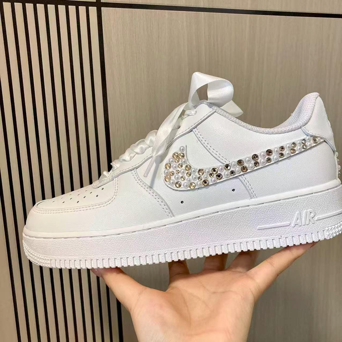 Custom Bride Pearl & Champagne Rhinestone Sneakers, Personalized Bride Pearl Sneakers, Bridesmaid and Best Man Gift, Prom Wedding Shoes